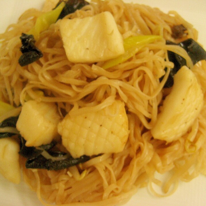 簡単 タイ米麺でパッタイ風イカのオイスター焼きそば レシピ 作り方 By 料理研究家 熊谷真由美 楽天レシピ 簡単 タイ米麺でパッタイ風イカのオイスター焼きそば レシピ 作り方 By 料理研究家 熊谷真由美 楽天レシピ